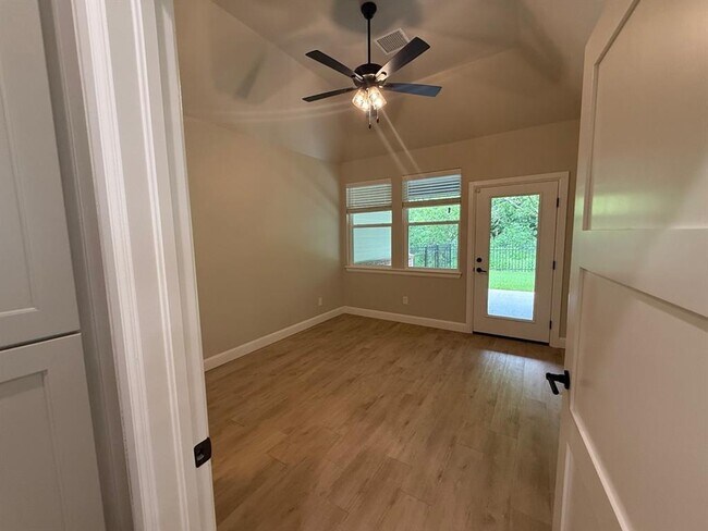 Building Photo - 4113 Abbey Pk Dr