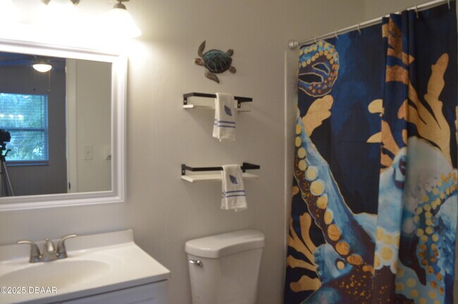 Building Photo - 175 Yorktowne Dr