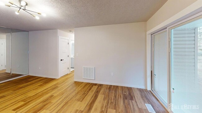 Building Photo - 29 Chatham Square