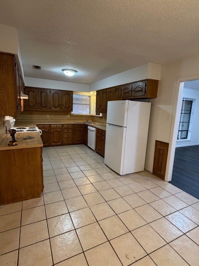 Building Photo - 1802 Archer Dr