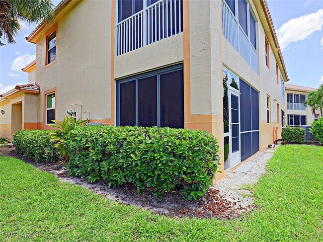 Building Photo - 15460 Bellamar Cir