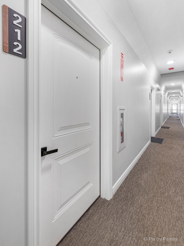 Building Photo - 114 W Green St