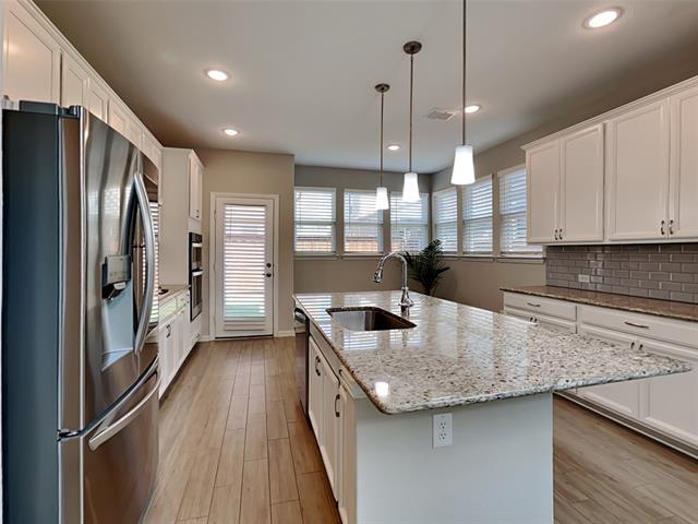 Building Photo - 251 Novacek St