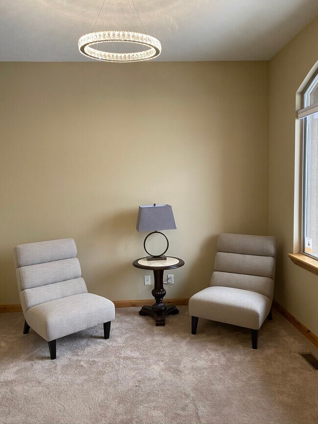 Building Photo - 11521 S Black Forest Dr