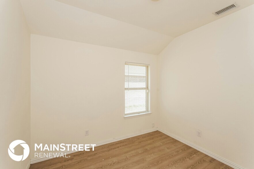 Building Photo - 1609 Portofino Dr