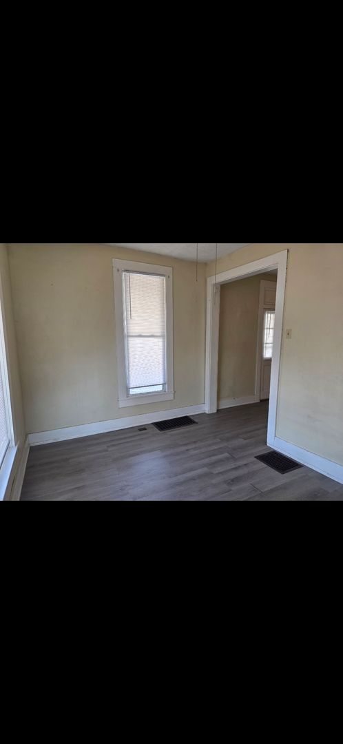 Building Photo - 204-208 N Fort Wayne St