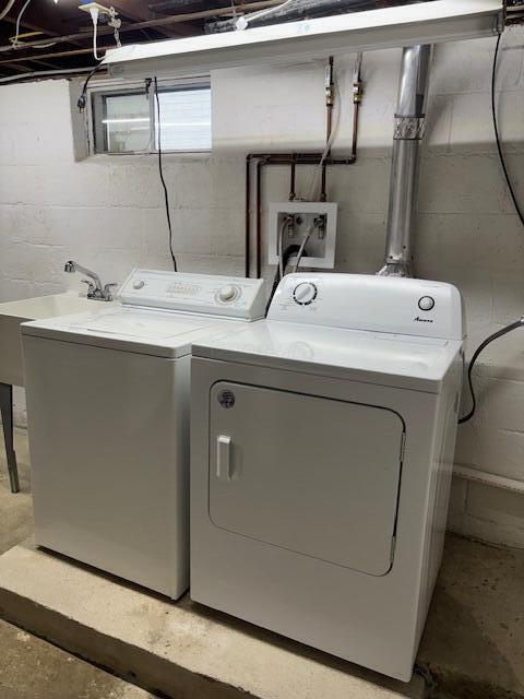 Building Photo - 320 Rosslyn Ave