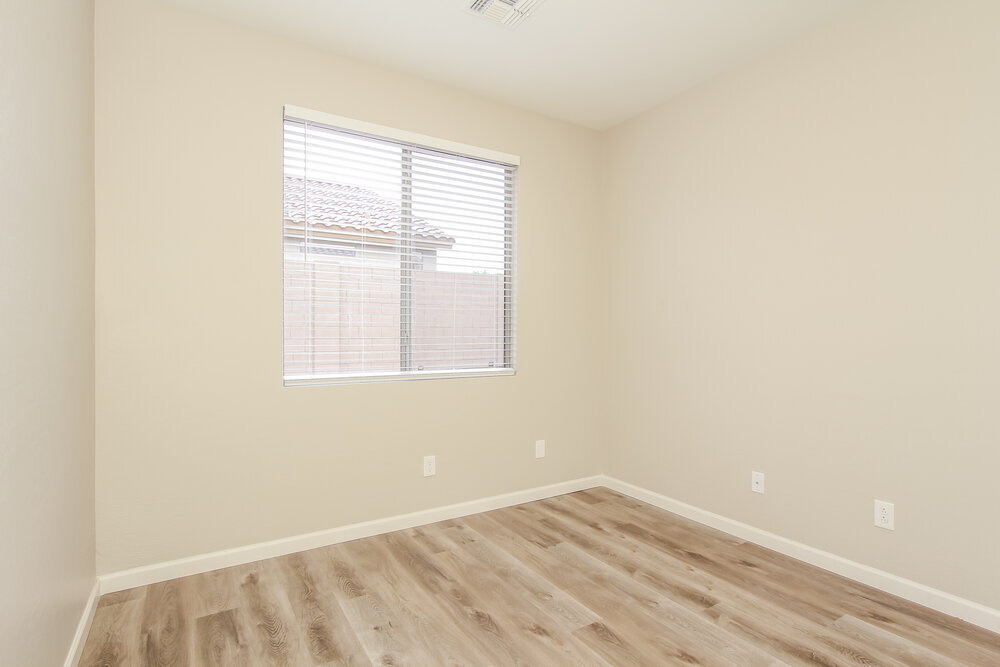 Building Photo - 42941 N Challenger Trail
