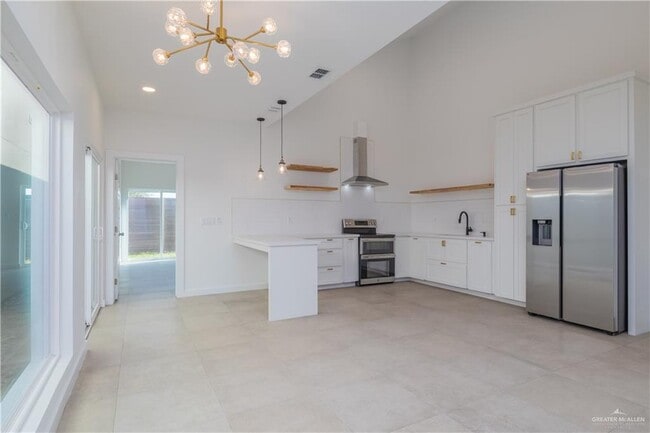 Building Photo - 2629 Warbler Ave