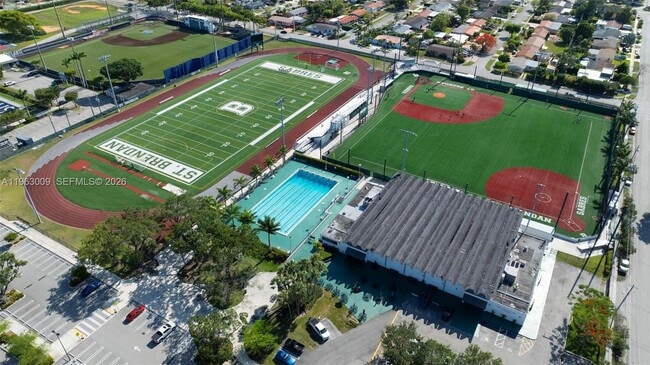 Building Photo - 2901 SW 92nd Ave