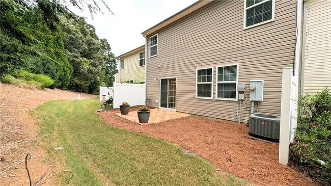 Building Photo - 521 Windstone Trail