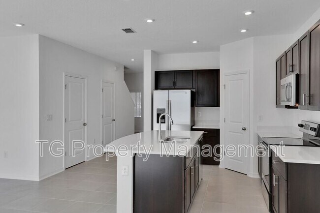 Building Photo - 298 Anthony Dr