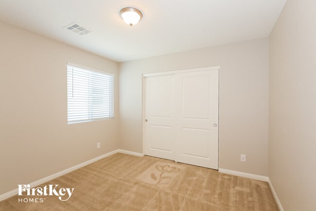 Building Photo - 4730 Challenger St