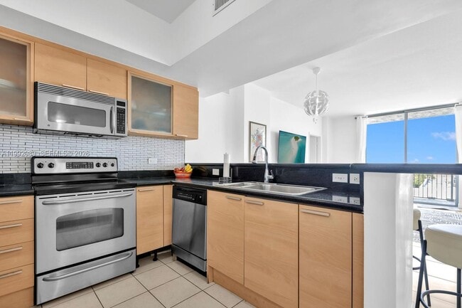 Building Photo - 140 S Dixie Hwy