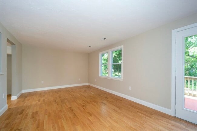 Building Photo - 7 Sherman Terrace