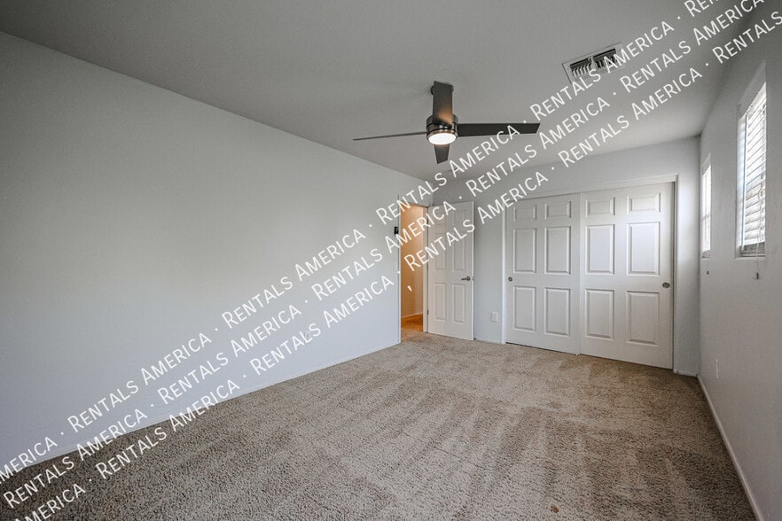 Building Photo - 21109 E Pickett St