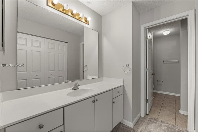 Building Photo - 32 Old S Ct