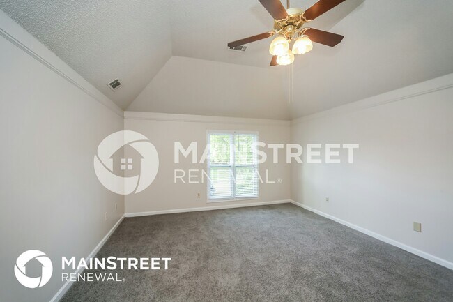 Building Photo - 8849 Woodmark Dr