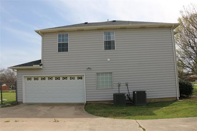 Building Photo - 9513 Western Trail