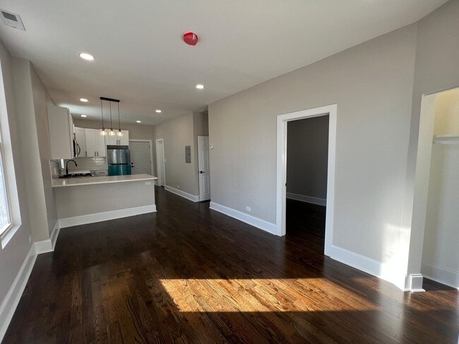 Building Photo - 2249 W Cermak Rd