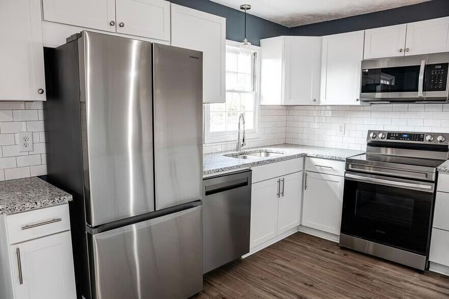 Building Photo - 410 Atwell Dr