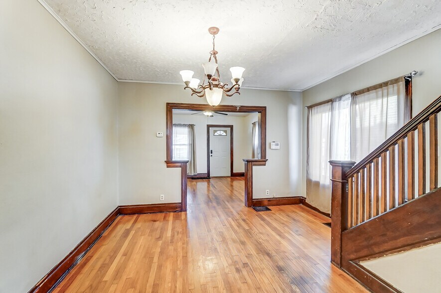 Building Photo - 1312 Phillips Ave