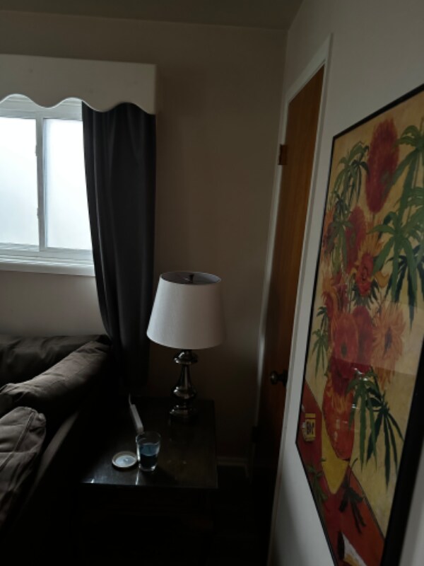 Building Photo - 2168 Meadowlawn Dr