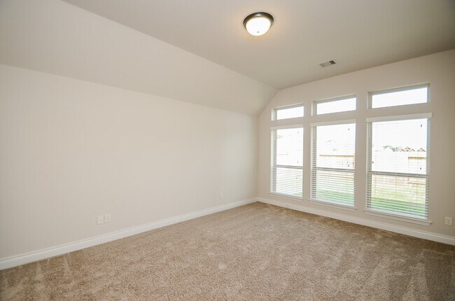 Building Photo - 1326 Watercrest Park Ln