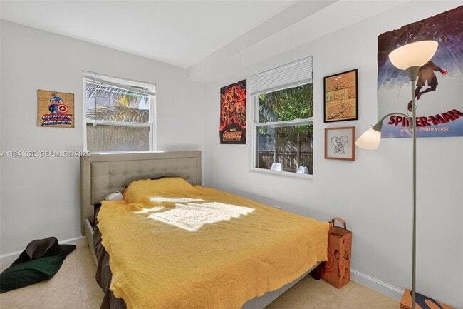 Building Photo - 3676 Oak Ave