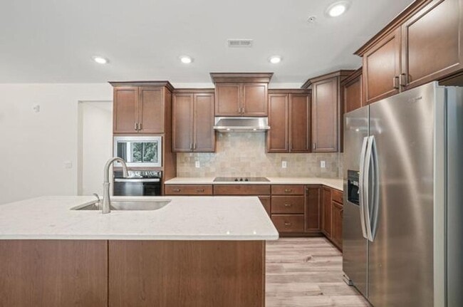 Building Photo - Modern, Spacious 2 Bed Townhome, Brier Creek Country Club, Golf course views!