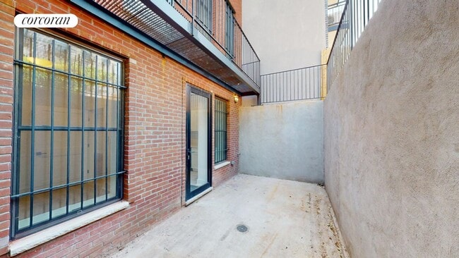Building Photo - 346 43rd St