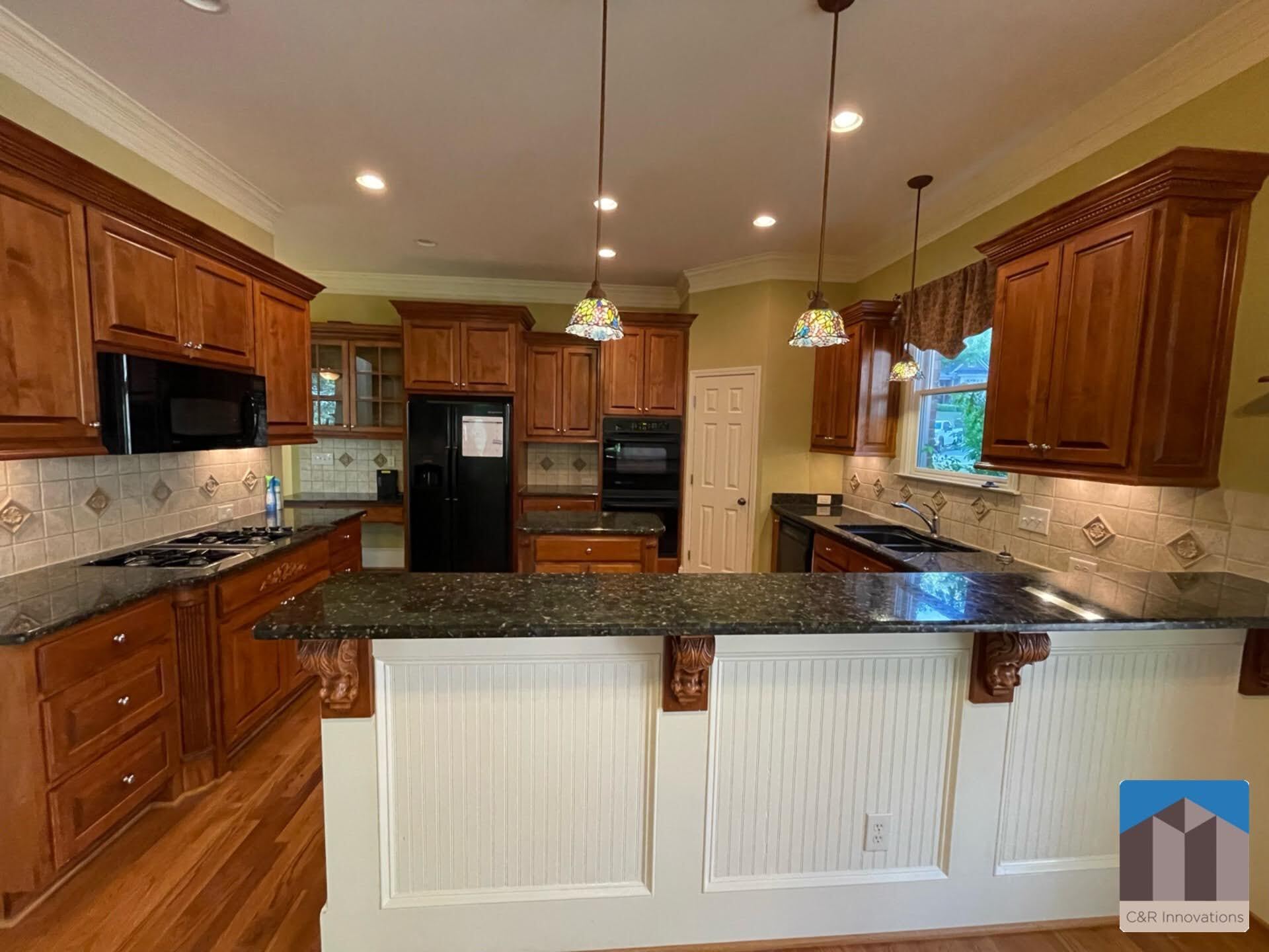 Building Photo - 1377 Greencrest Ct