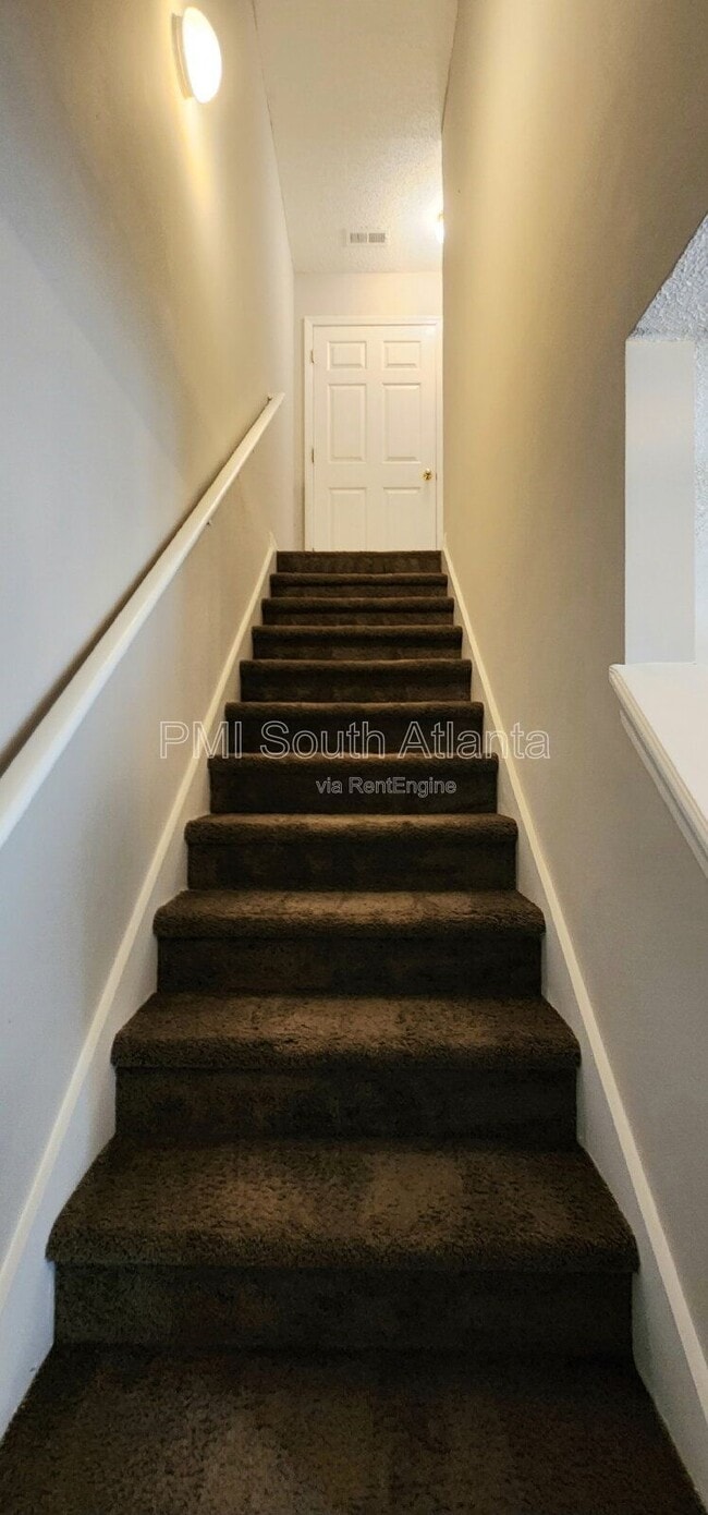 Building Photo - 1873 Carrington Dr