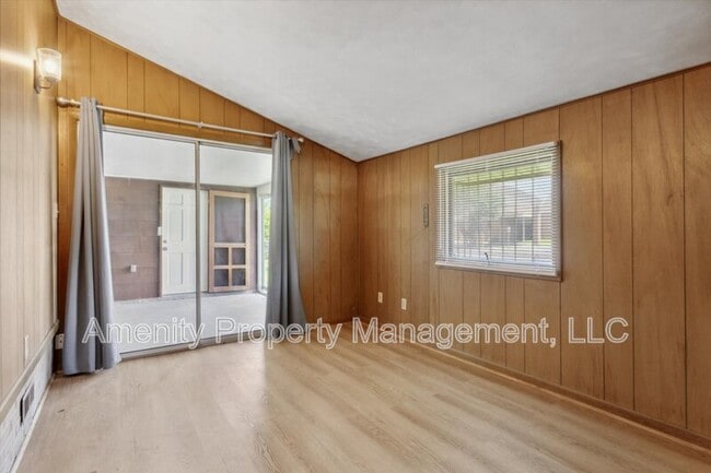 Building Photo - 1405 Todds Ln
