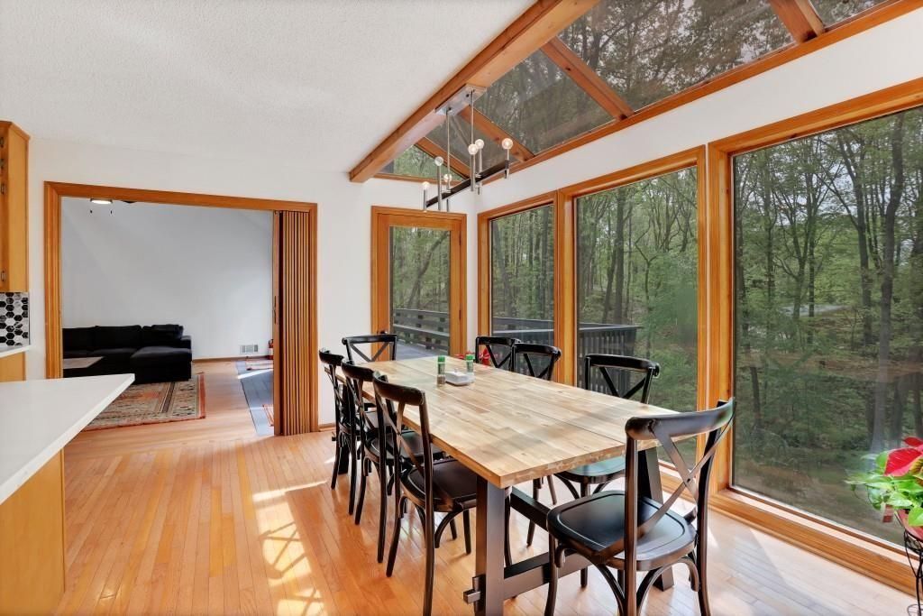 Building Photo - 6061 Blackberry Ln