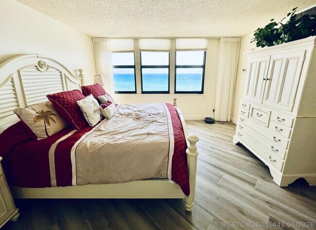 Building Photo - 2800 N Ocean Dr