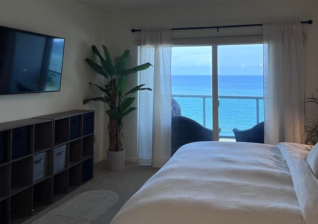 Building Photo - 1610 N Ocean Blvd