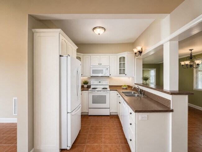 Building Photo - Charming 3 Bedroom, 2 Bath Home in Prime Winter Park Location