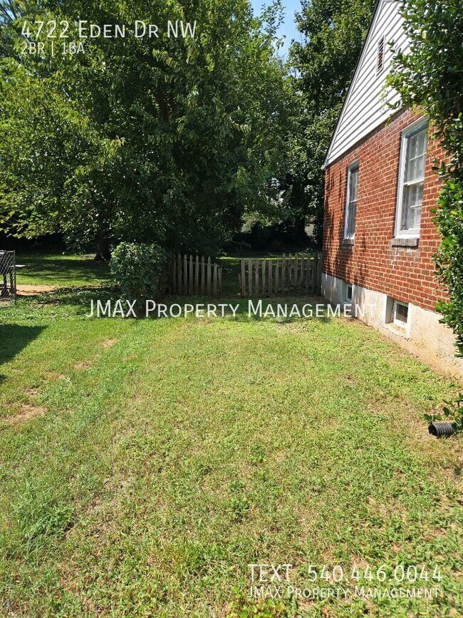 Building Photo - 4722 Eden Dr NW