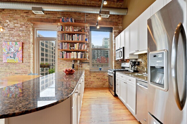 Building Photo - 417 S Jefferson St