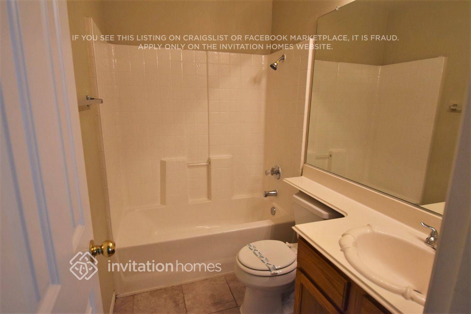 Building Photo - 7400 Nye Dr