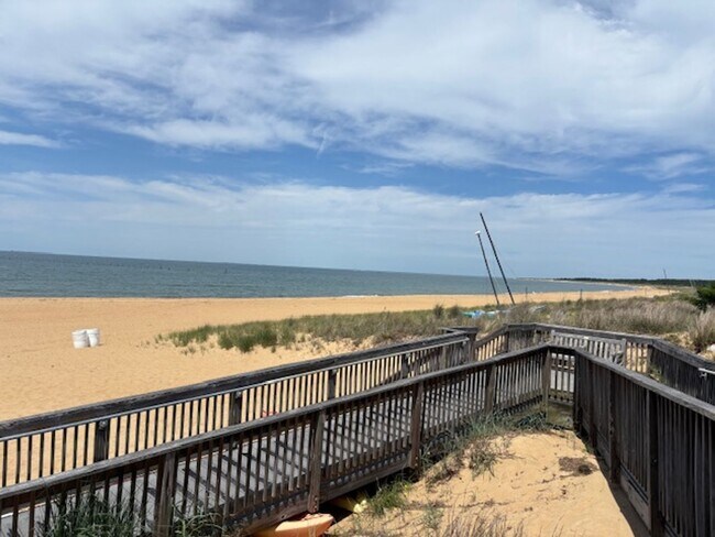 Building Photo - Cape Story by the Sea