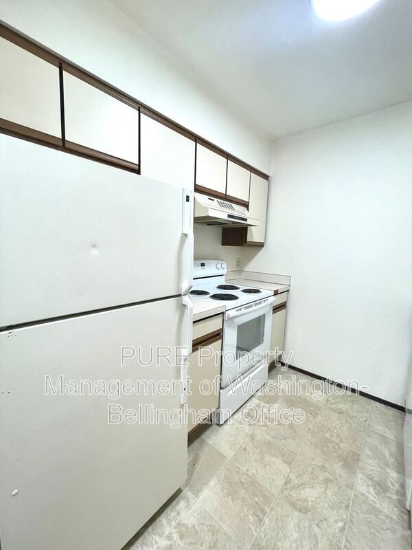Building Photo - 1252 Nevada St