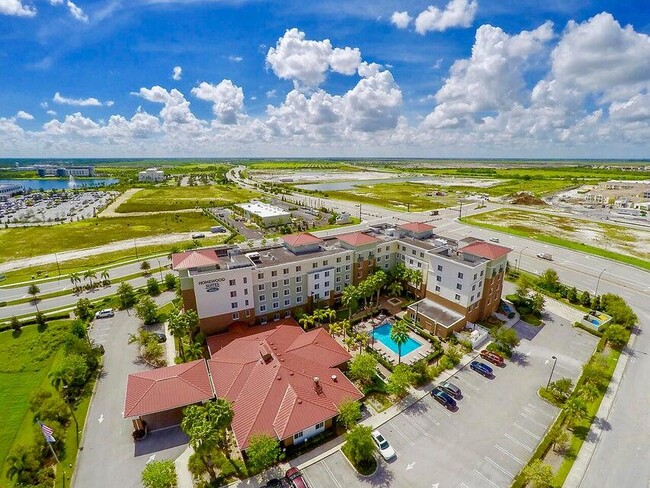 Building Photo - 10437 SW Captiva Dr