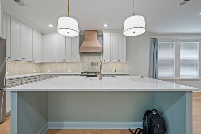 Building Photo - 720 Goodlet Cir