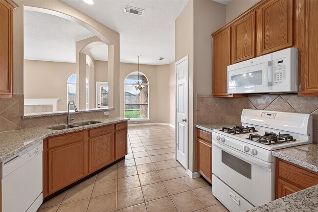 Building Photo - 18727 Forest Deer Rd