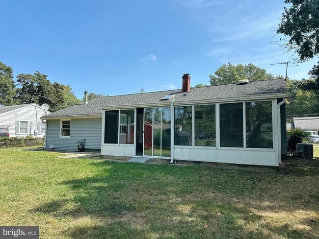 Building Photo - 6732 Harrison Ln