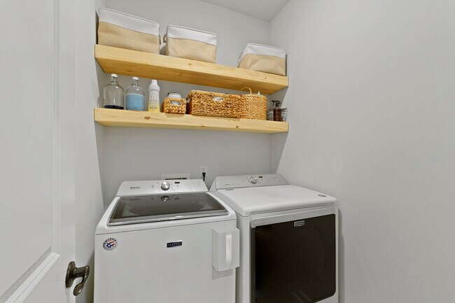 Building Photo - 41 Gypsea Ln