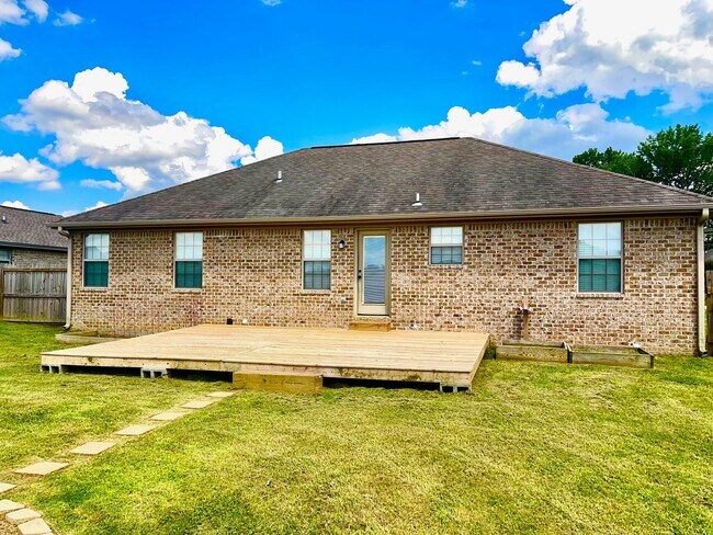 Building Photo - 2415 Bluestone Dr