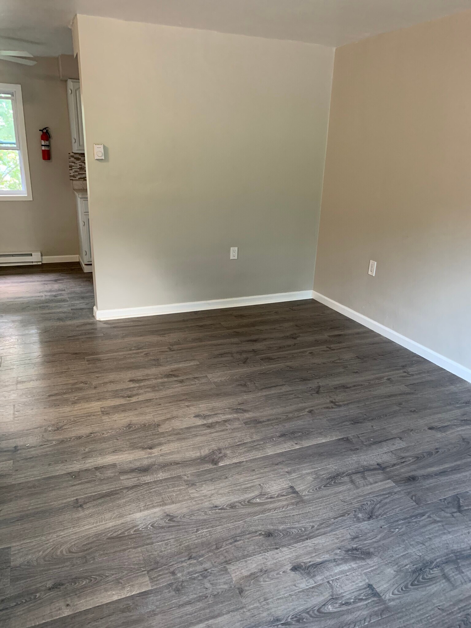 living room - 1406 8th Ave